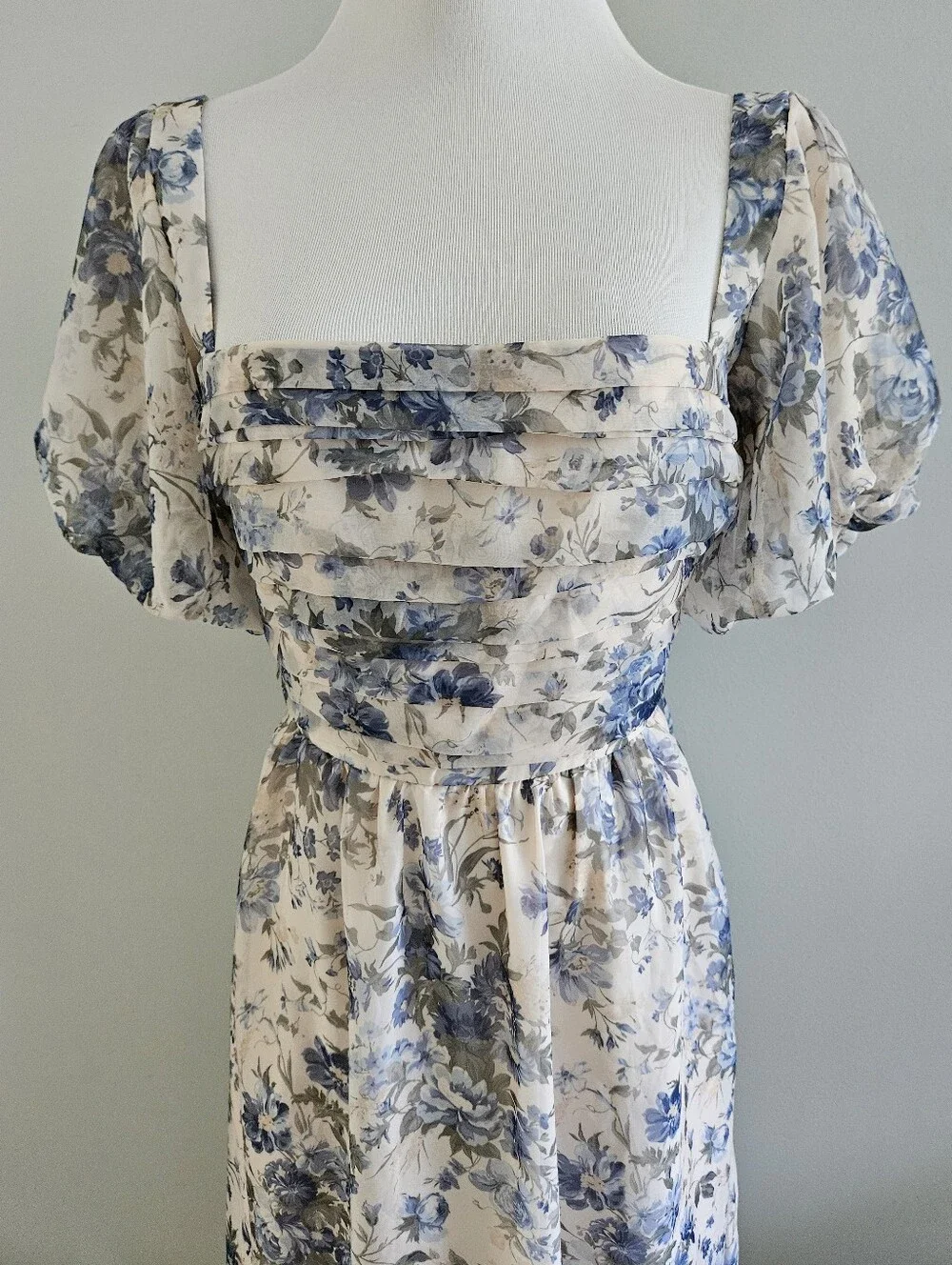 Abercrombie & Fitch | Emerson Drama Bow-Back Maxi Dress